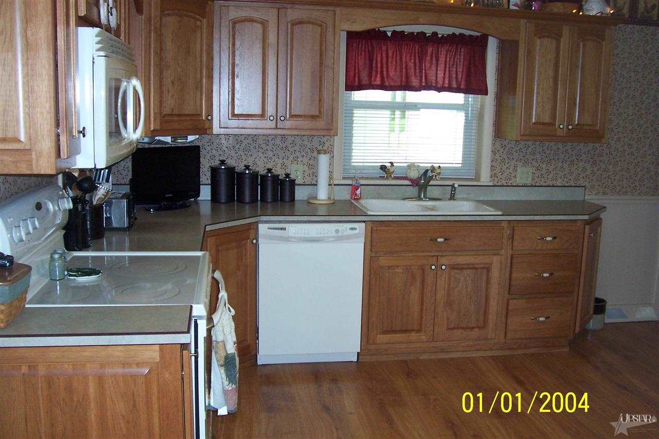7420 Cr 16 Butler In 46721 Butler, IN 46721 - Photo 11 of 23