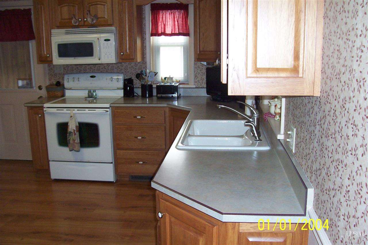 7420 Cr 16 Butler In 46721 Butler, IN 46721 - Photo 10 of 23