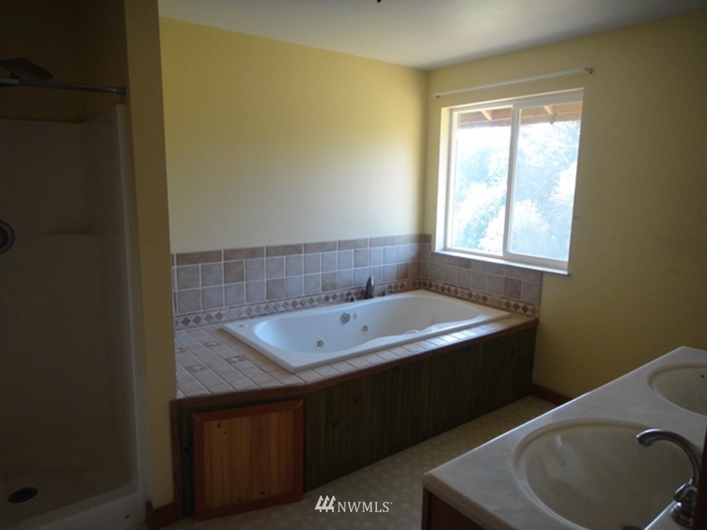 133 Waters Road Castle Rock, WA 98611 - Photo 22 of 23 Gallery Image 22
