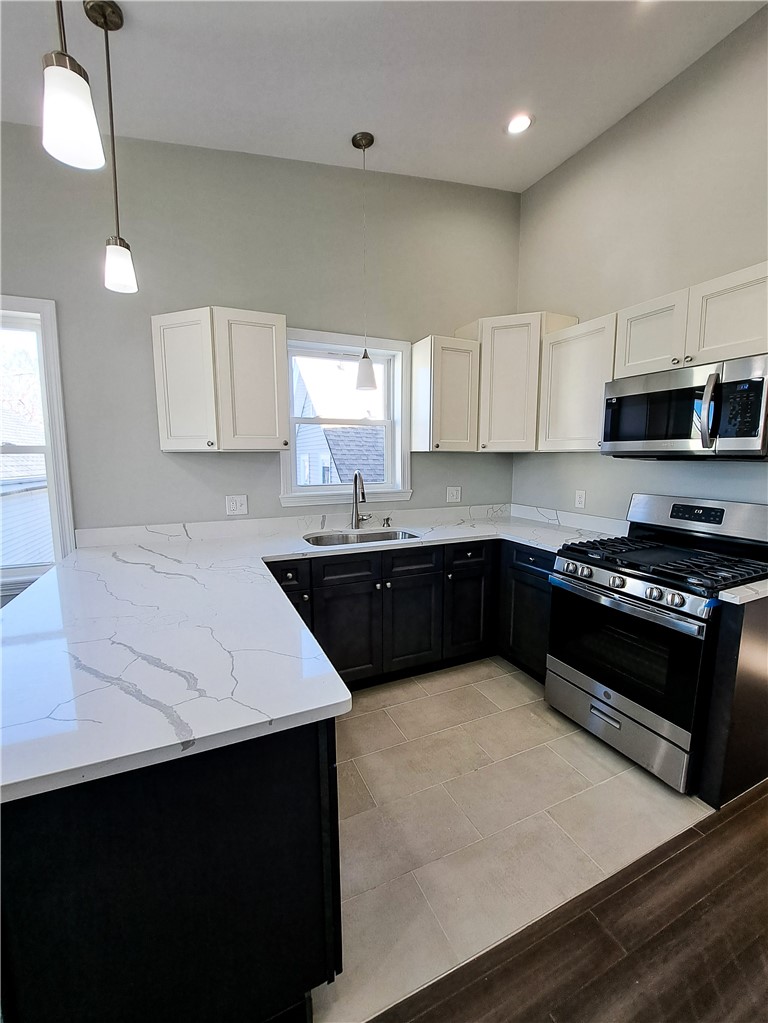 33 Grand Street, Unit 2 Providence, RI 02907 - Photo 4 of 10