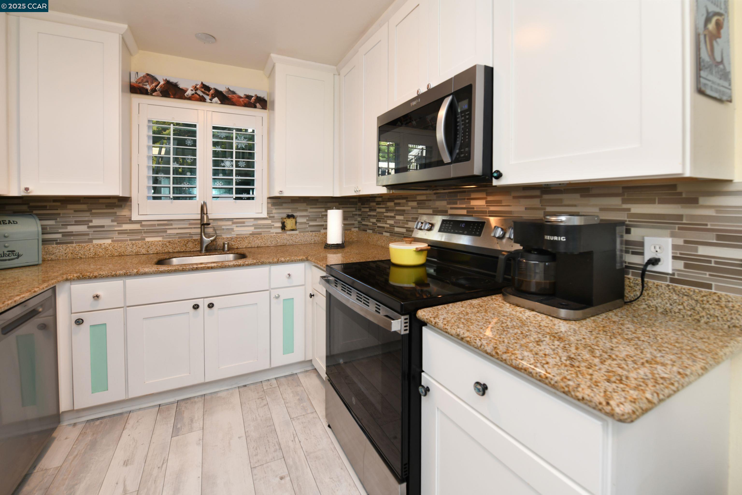 1984 Ascot Drive, Unit C Moraga, CA 94556 - Photo 9 of 36