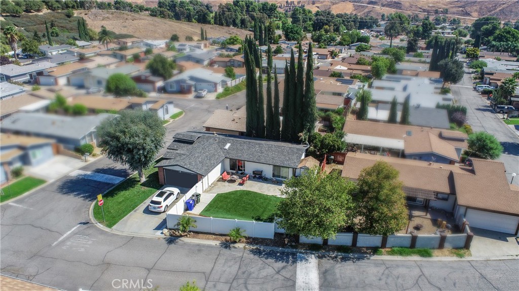27568 Ruby Lane Castaic, CA 91384 - Photo 31 of 34 an aerial view of a