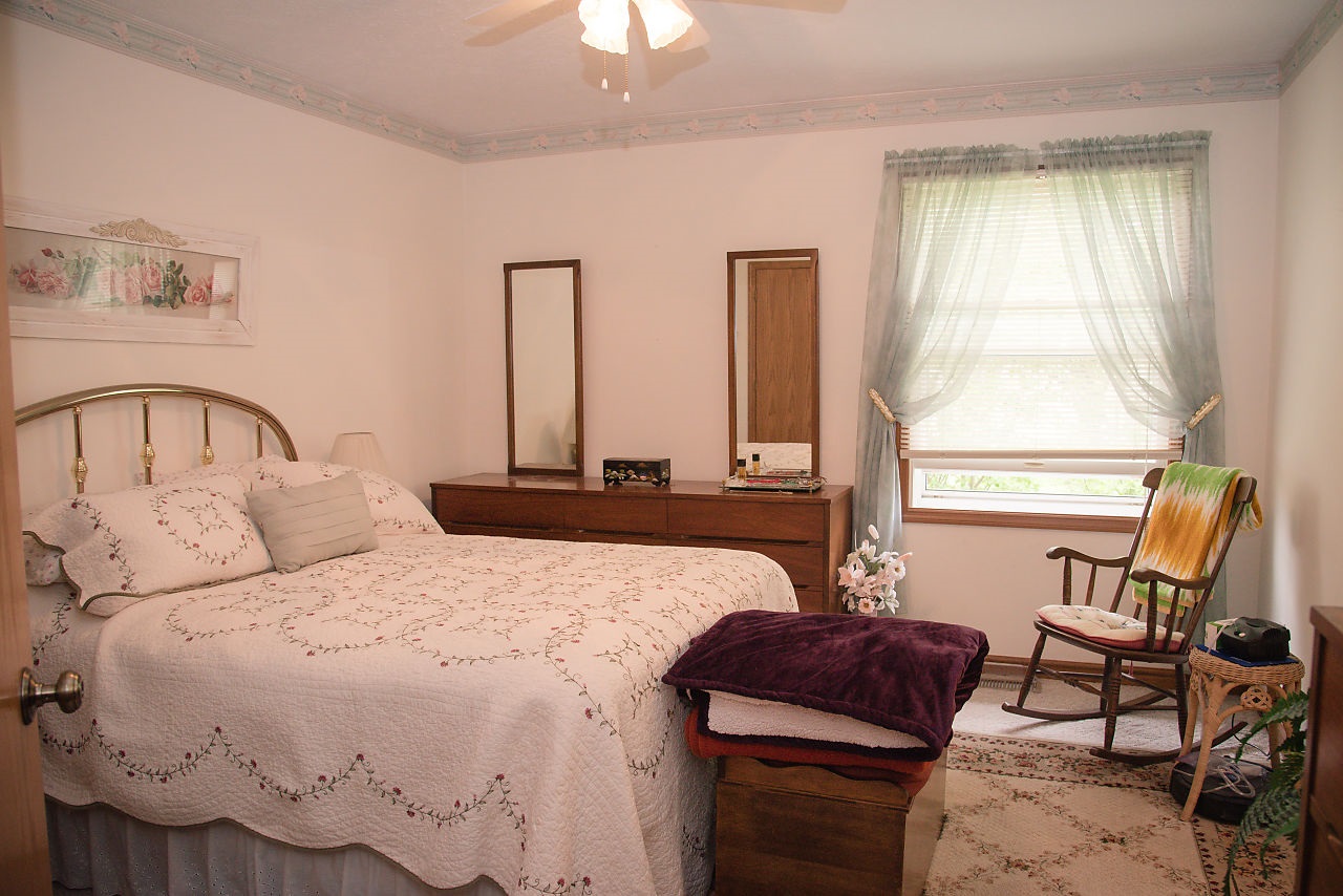 1263 North Riverwood Ranch Road Warsaw, IN 46580 - Photo 19 of 36 Gallery Image 19