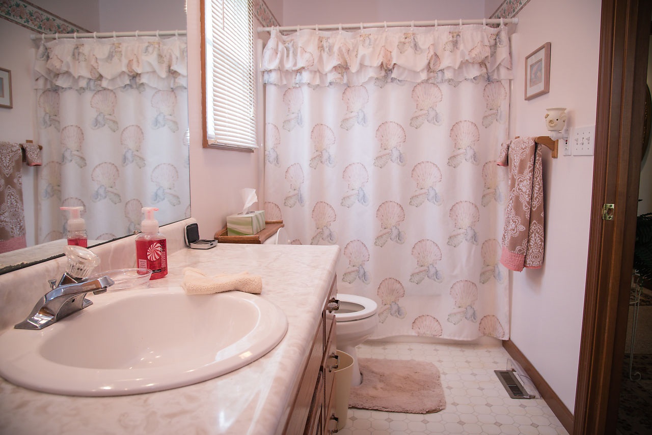 1263 North Riverwood Ranch Road Warsaw, IN 46580 - Photo 20 of 36 Gallery Image 20
