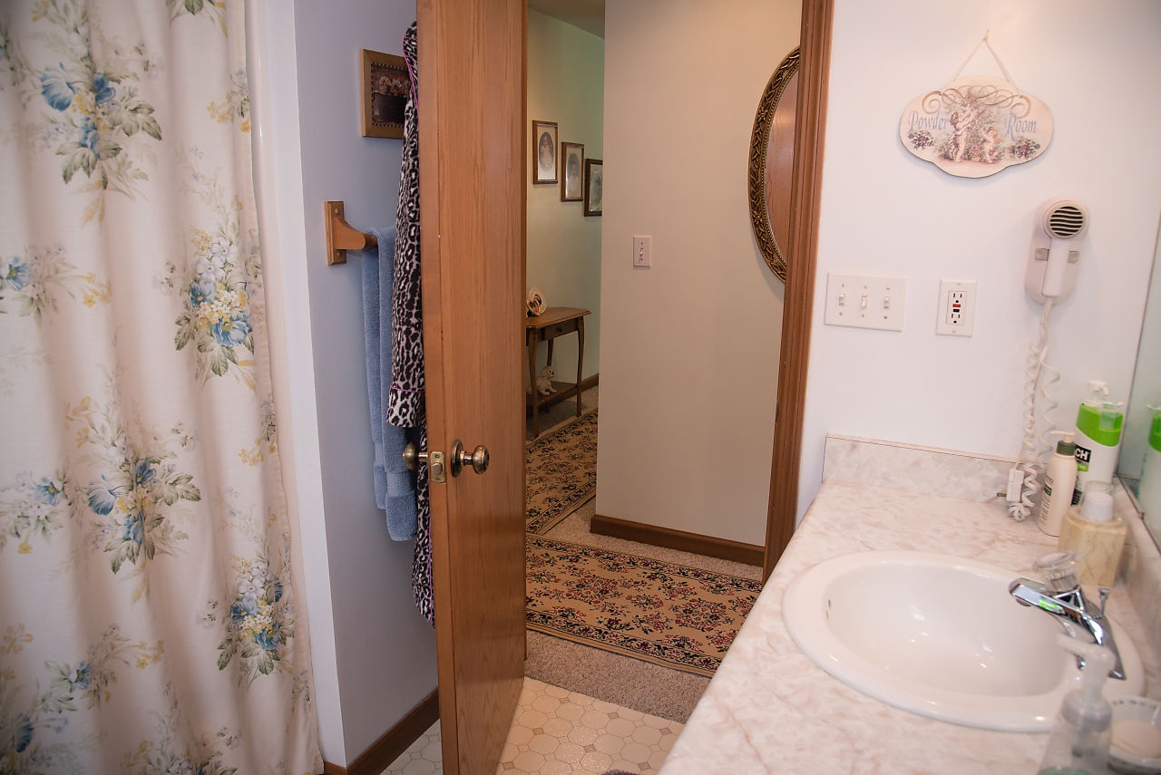 1263 North Riverwood Ranch Road Warsaw, IN 46580 - Photo 23 of 36 Gallery Image 23
