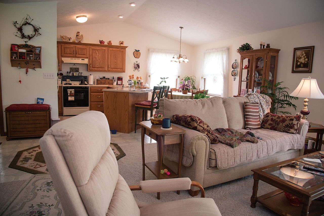 1263 North Riverwood Ranch Road Warsaw, IN 46580 - Photo 10 of 36 Gallery Image 10