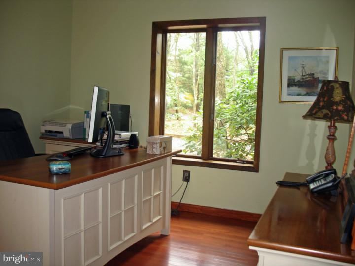 25 Pine Road Medford, NJ 08055 - Photo 16 of 25 Office / Study