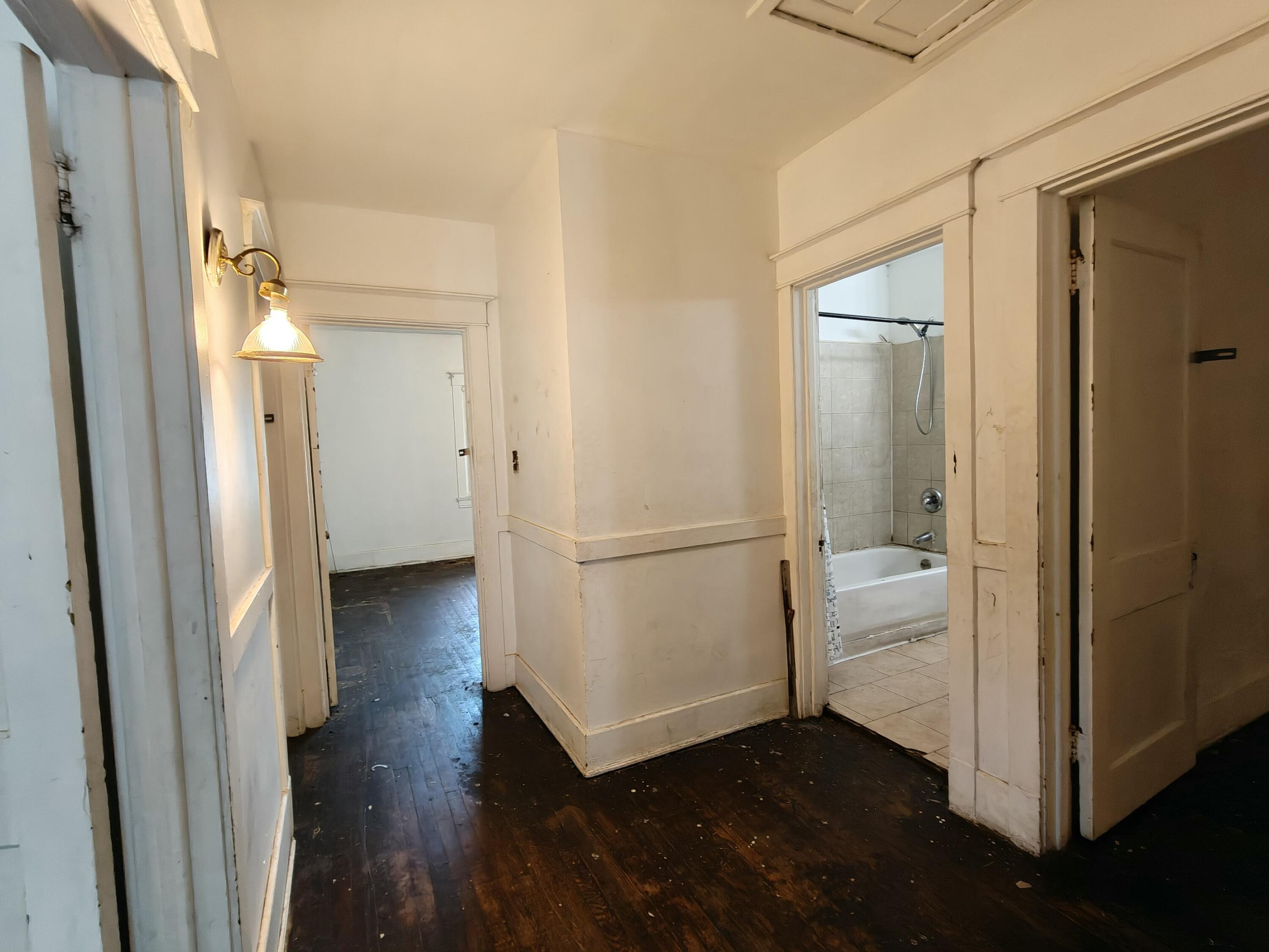 701 Tyler Street Gary, IN 46402 - Photo 14 of 37 3000x2250