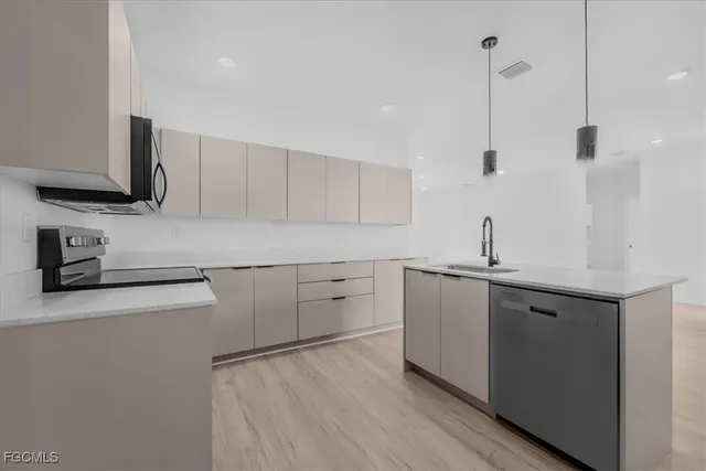 $269,900 | 7006 Patriot Court, LaBelle, FL 33935