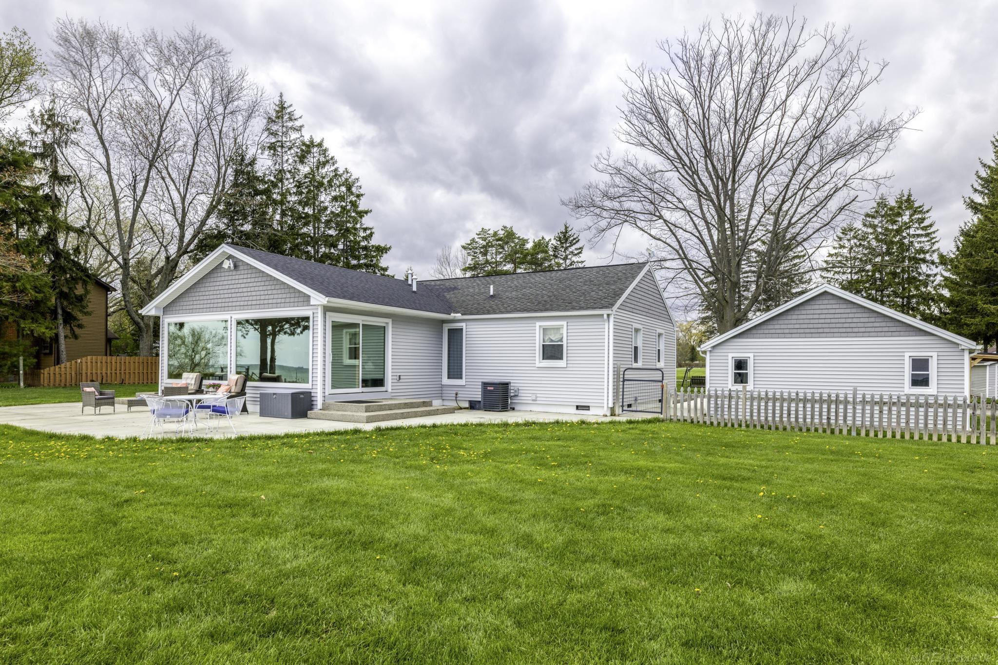 6655 Lakeshore Road Lexington, MI 48450 - Photo 18 of 99