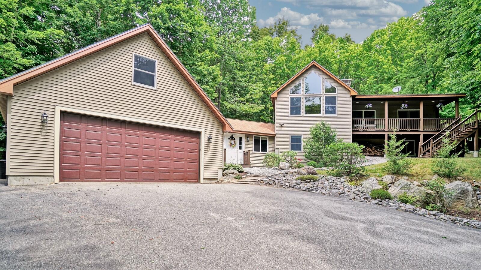 117 Mountain Road Raymond, ME 04071 - Photo 1 of 87 Front