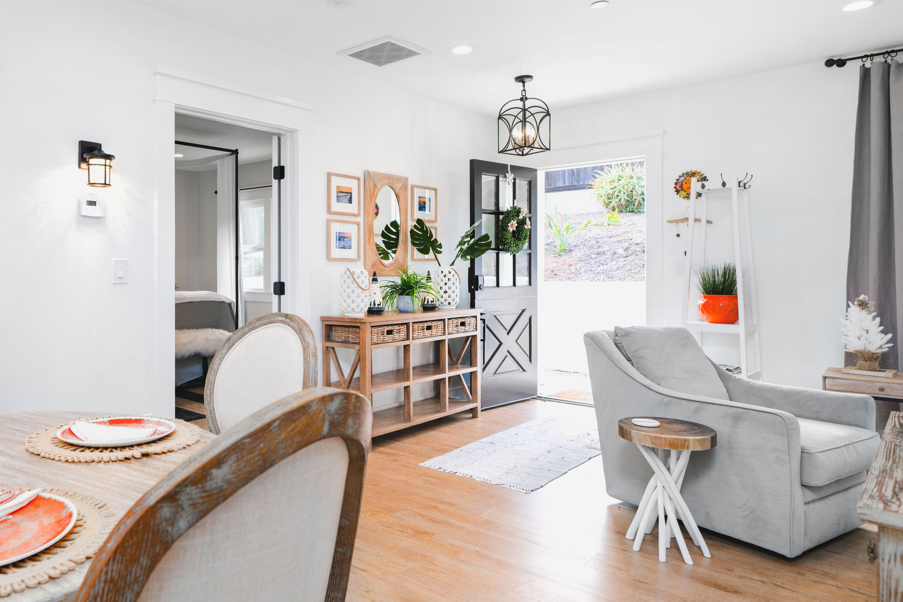 496 North La Cumbre Road Santa Barbara, CA 93110 - Photo 11 of 28 DSC08536