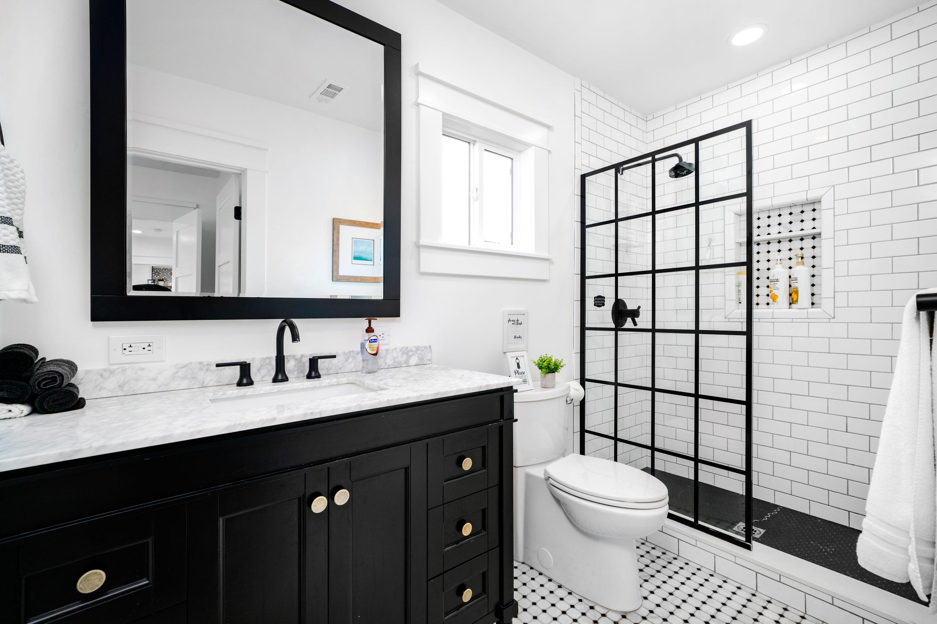 496 North La Cumbre Road Santa Barbara, CA 93110 - Photo 18 of 28 DSC08559