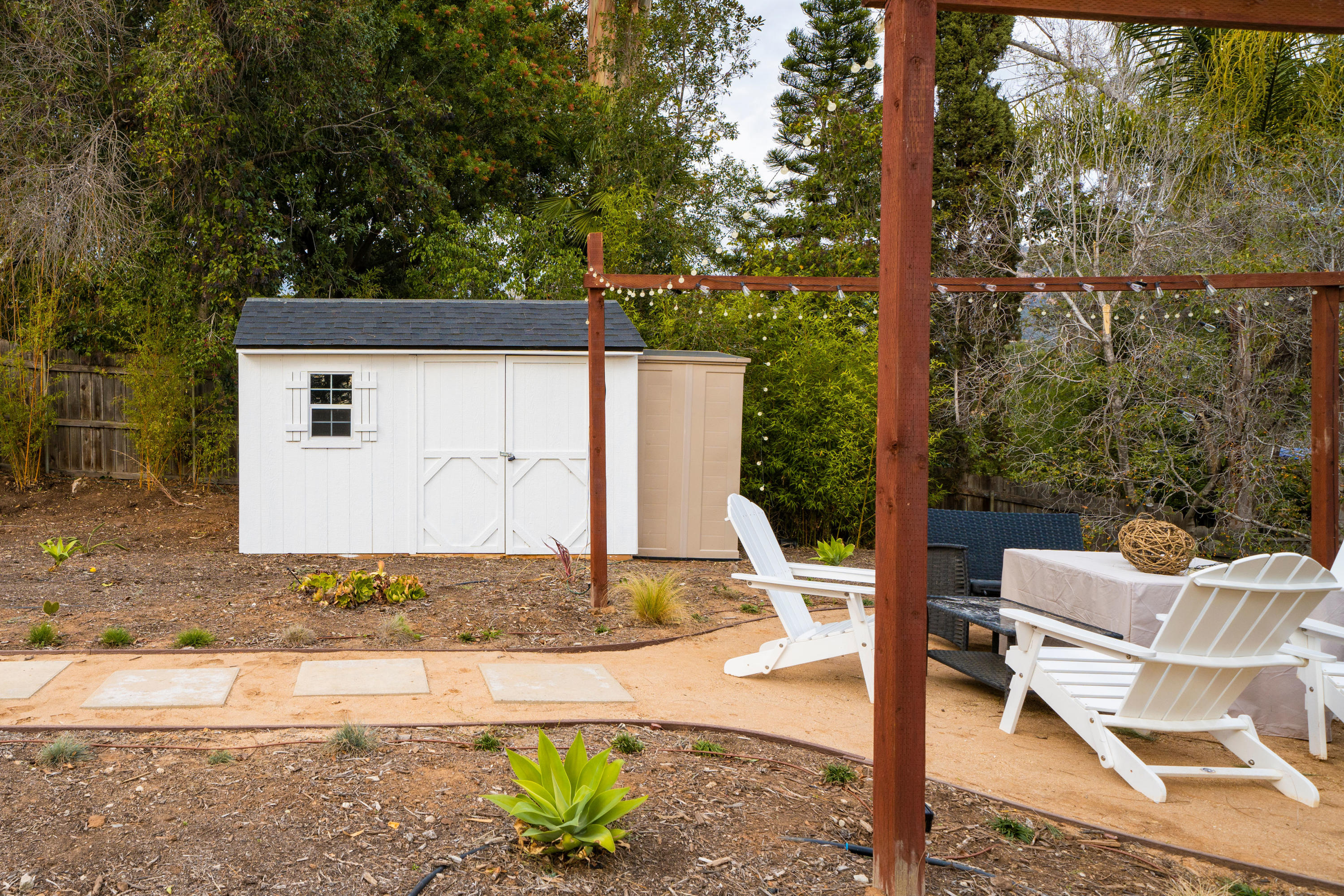 496 North La Cumbre Road Santa Barbara, CA 93110 - Photo 6 of 28 DSC08574