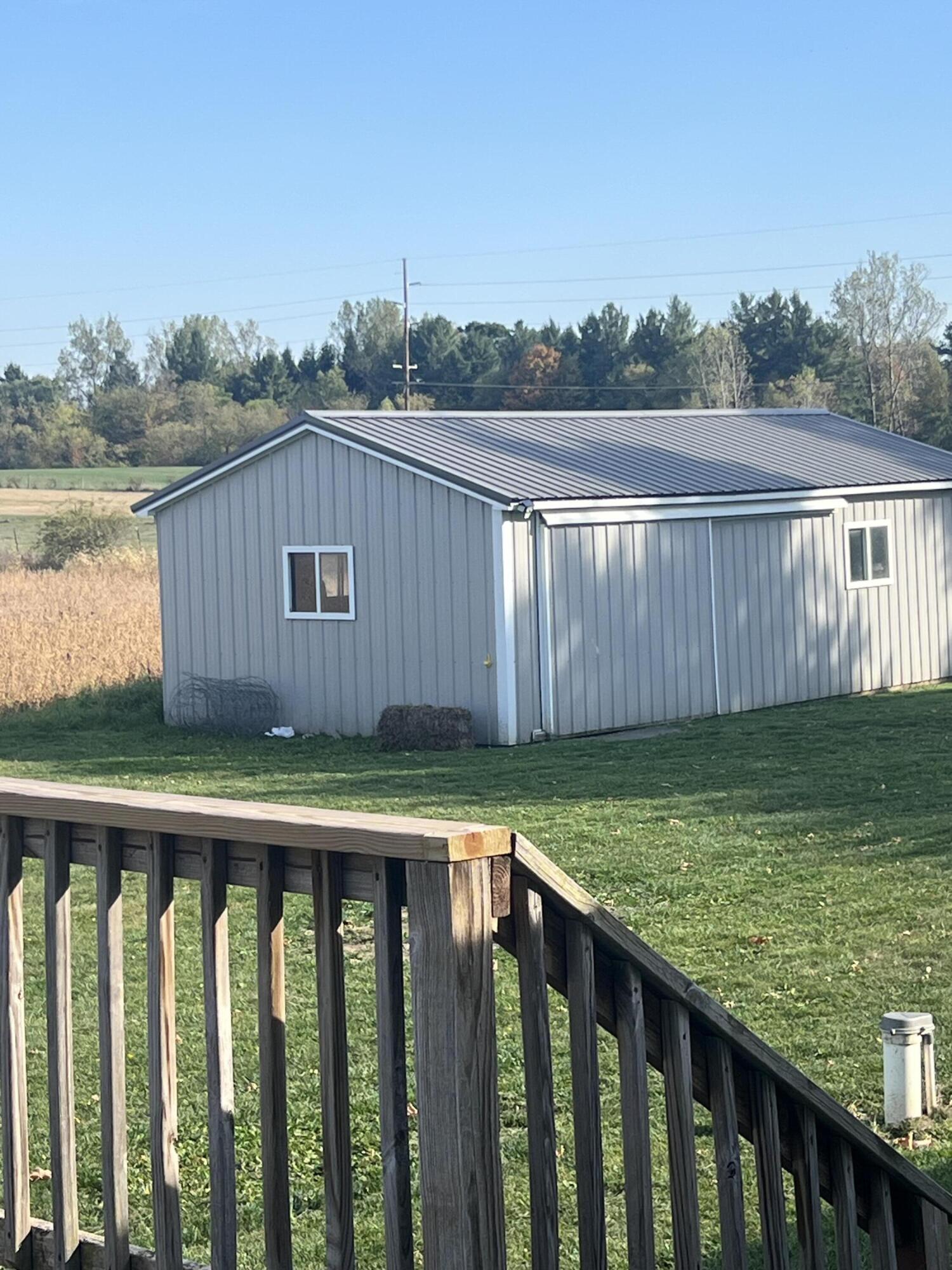 2160 North Shaytown Road Vermontville, MI 49096 - Photo 16 of 19 IMG_3582