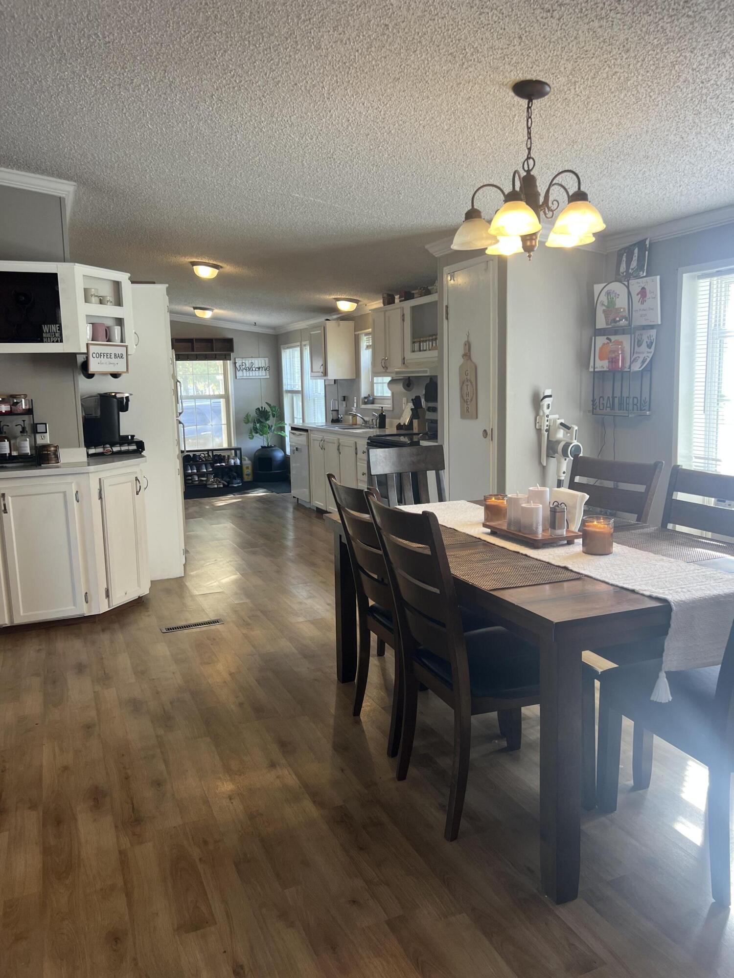 2160 North Shaytown Road Vermontville, MI 49096 - Photo 6 of 19 IMG_3578