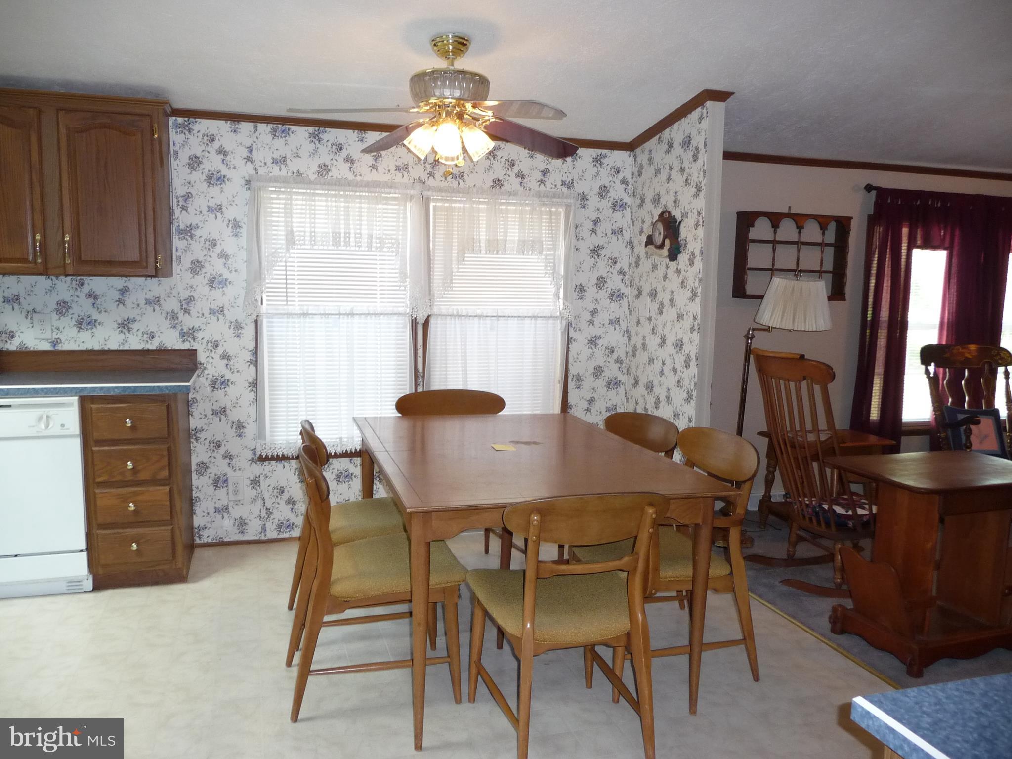 308 Ridge Road, Unit CEDAR Elizabethtown, PA 17022 - Photo 17 of 54 Breakfast Rm