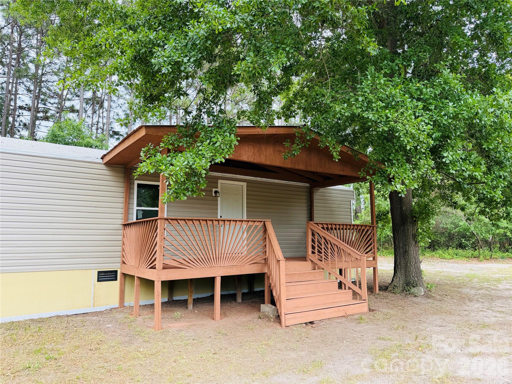 329 Kyzer Road Lexington, SC 29073 - Photo 4 of 34 Gallery Image 4