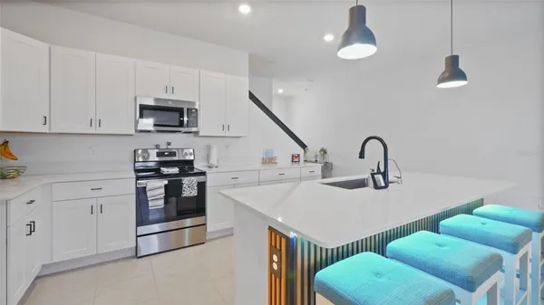 $2,500 | 10321 Honey Hammock Way, San Antonio, FL 33576