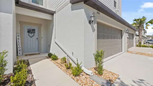 $2,500 | 10321 Honey Hammock Way, San Antonio, FL 33576