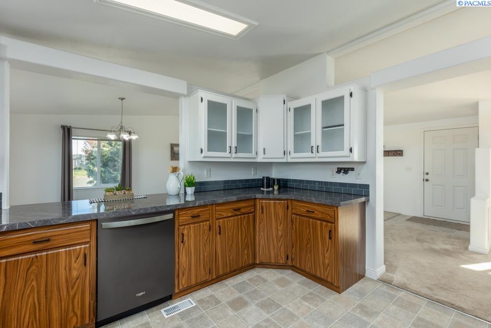 5 Goose Gap Road Benton City, WA 99320 - Photo 7 of 30 Gallery Image 7