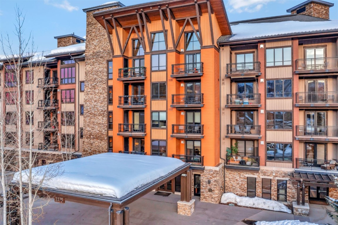 1175 Bangtail Way, Unit 4120 Steamboat Springs, CO 80487 - Photo 29 of 43 a view of front door and entryway