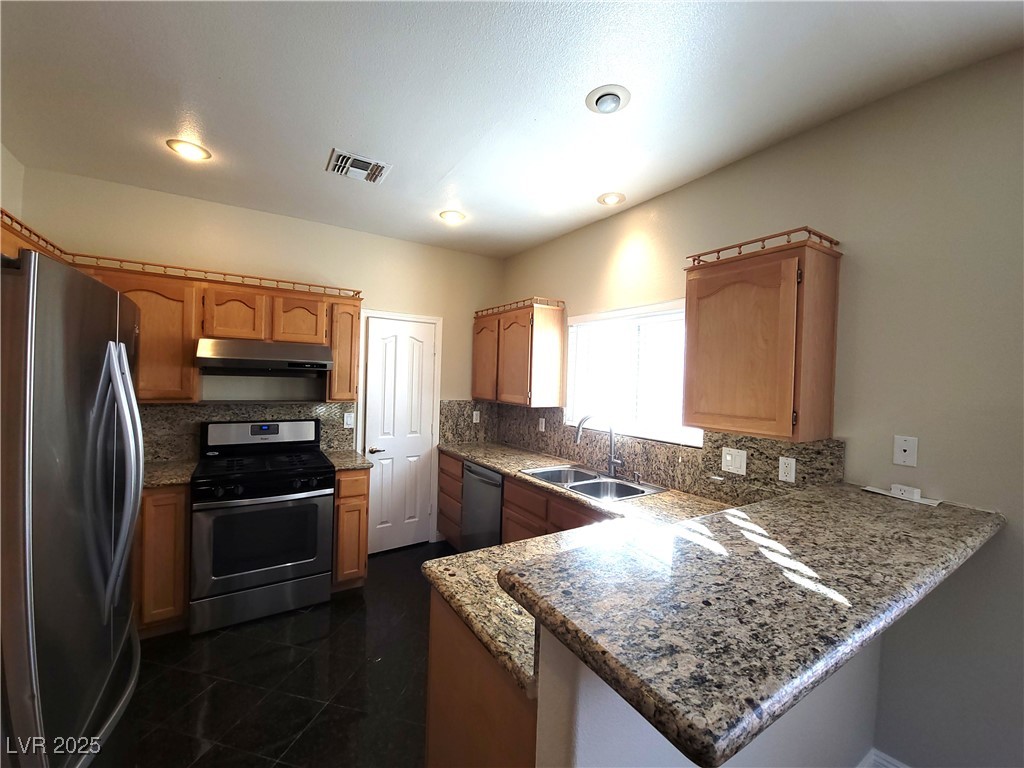 1378 Silver Knoll Avenue Las Vegas, NV 89123 - Photo 11 of 32