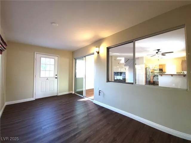 $2,250 | 1378 Silver Knoll Avenue, Las Vegas, NV 89123