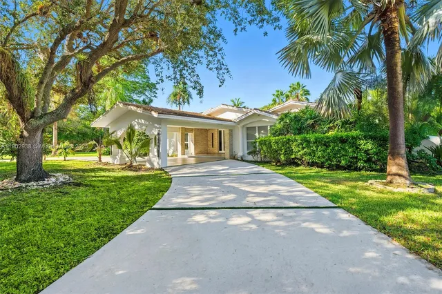 $3,999,000 | 13150 Southwest 69th Avenue, Pinecrest, FL 33156