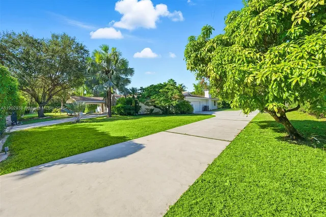 $3,999,000 | 13150 Southwest 69th Avenue, Pinecrest, FL 33156