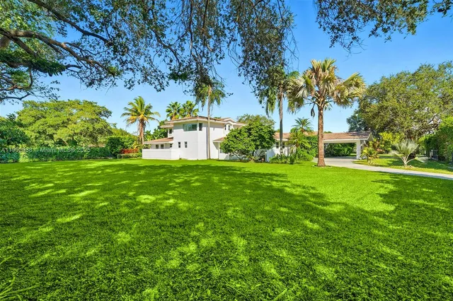 $3,999,000 | 13150 Southwest 69th Avenue, Pinecrest, FL 33156