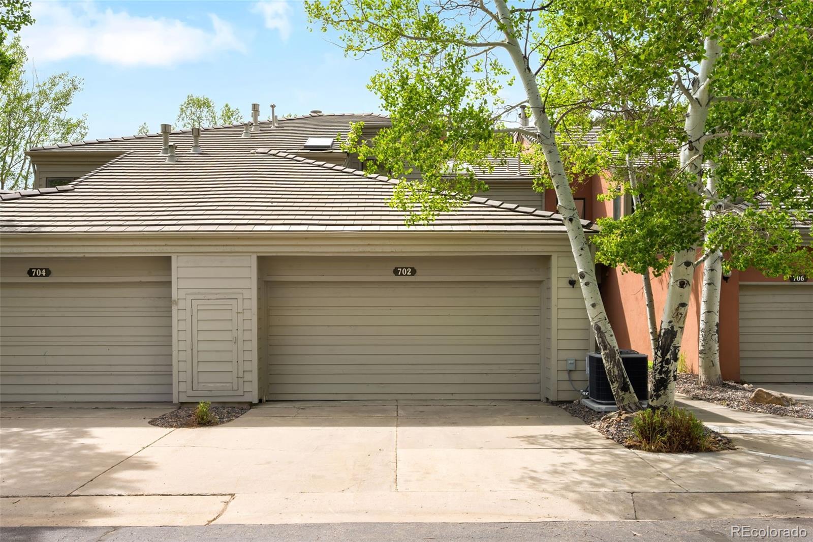 702 Ridgeside Drive Golden, CO 80401 - Photo 3 of 37