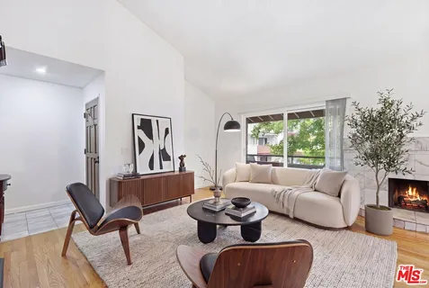 $479,990 | 15155 Sherman Way, Unit 47, Van Nuys, CA 91405