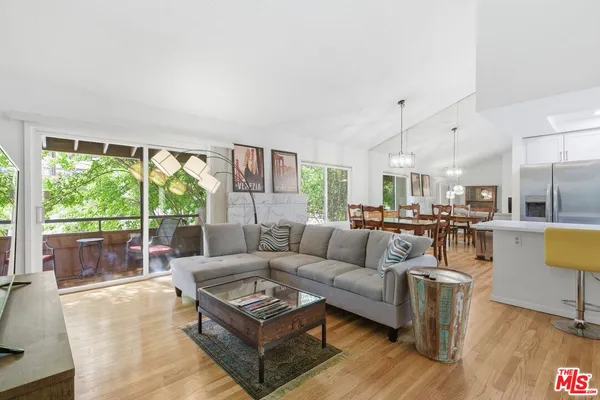 $479,990 | 15155 Sherman Way, Unit 47, Van Nuys, CA 91405