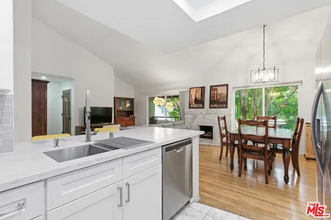 $479,990 | 15155 Sherman Way, Unit 47, Van Nuys, CA 91405