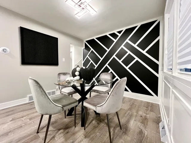 $294,900 | 15737 Dante Drive, South Holland, IL 60473