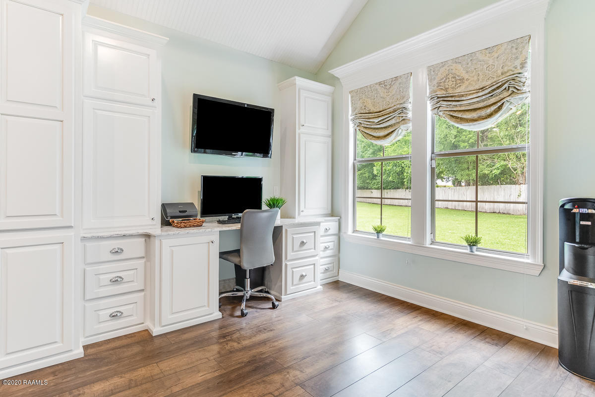 104 Spring Lake Circle Lafayette, LA 70508 - Photo 12 of 21