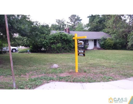 682 New Dover Road Edison, NJ 08820 - Photo 1 of 1 Gallery Image 1