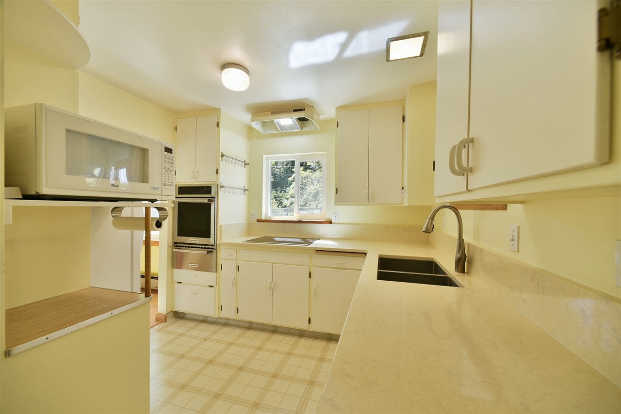635 Wisner Road Mount Shasta, CA 96067 - Photo 14 of 26 Gallery Image 14