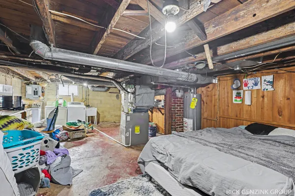 $279,000 | 614 West High Street, Bangor, MI 49013