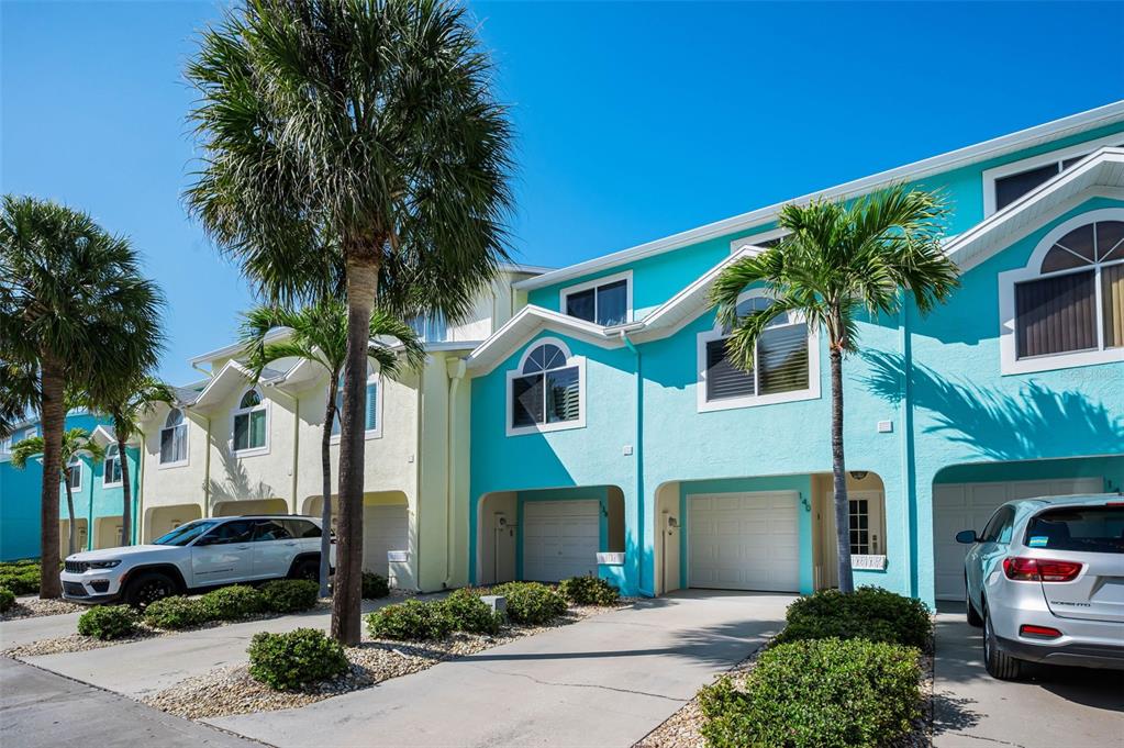 140 Marcdale Boulevard Indian Rocks Beach, FL 33785 - Photo 4 of 71