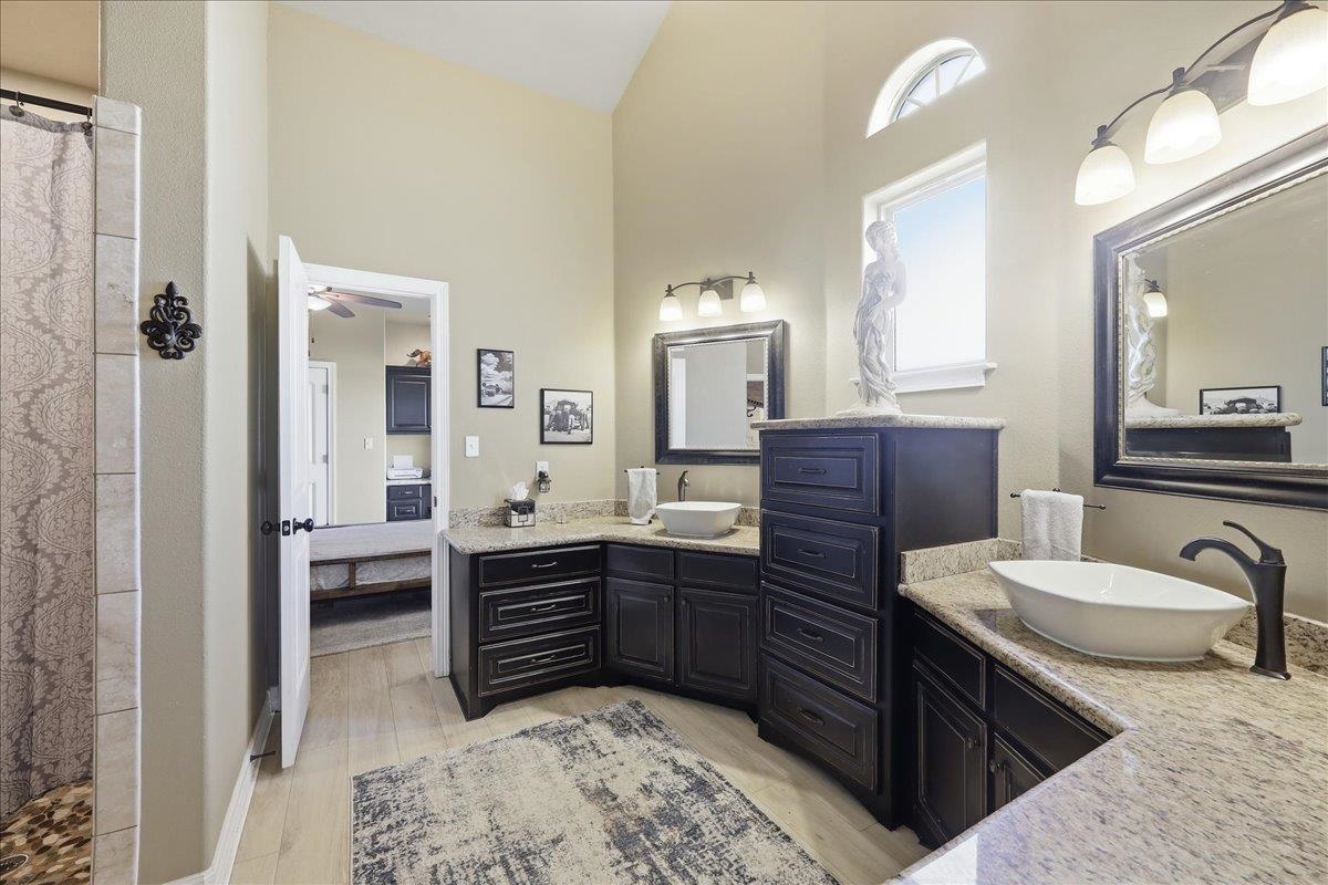 1615 Quail Run Beaumont, TX 77705 - Photo 34 of 49