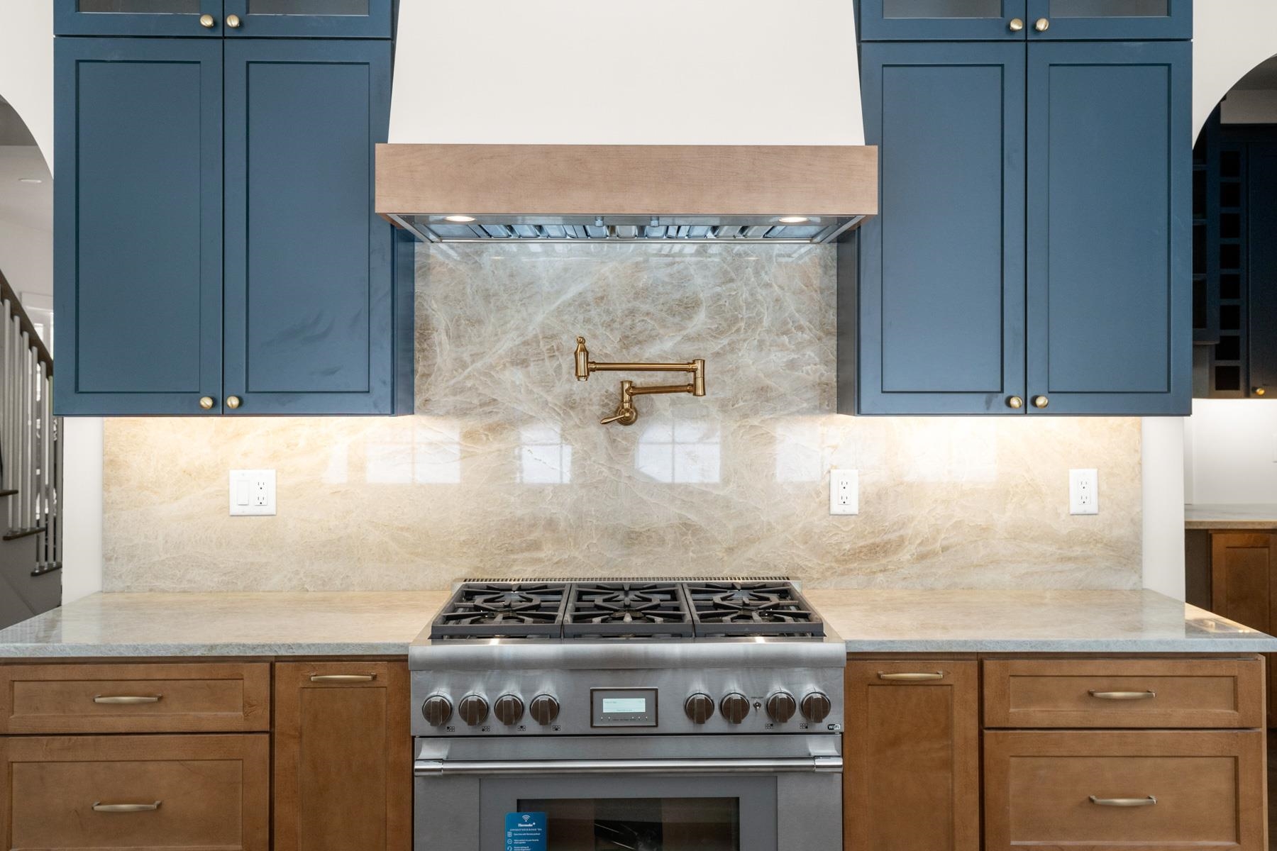 72 Wadleigh Street Exeter, NH 03833 - Photo 3 of 11