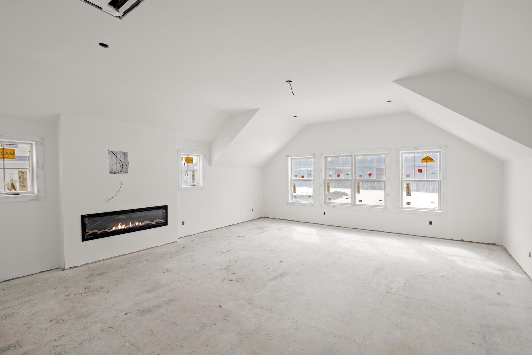 72 Wadleigh Street Exeter, NH 03833 - Photo 7 of 11