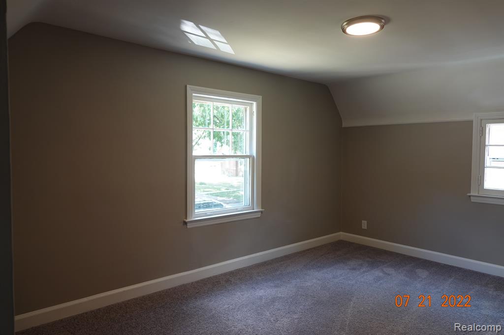14965 Greenview Road Detroit, MI 48223 - Photo 15 of 23