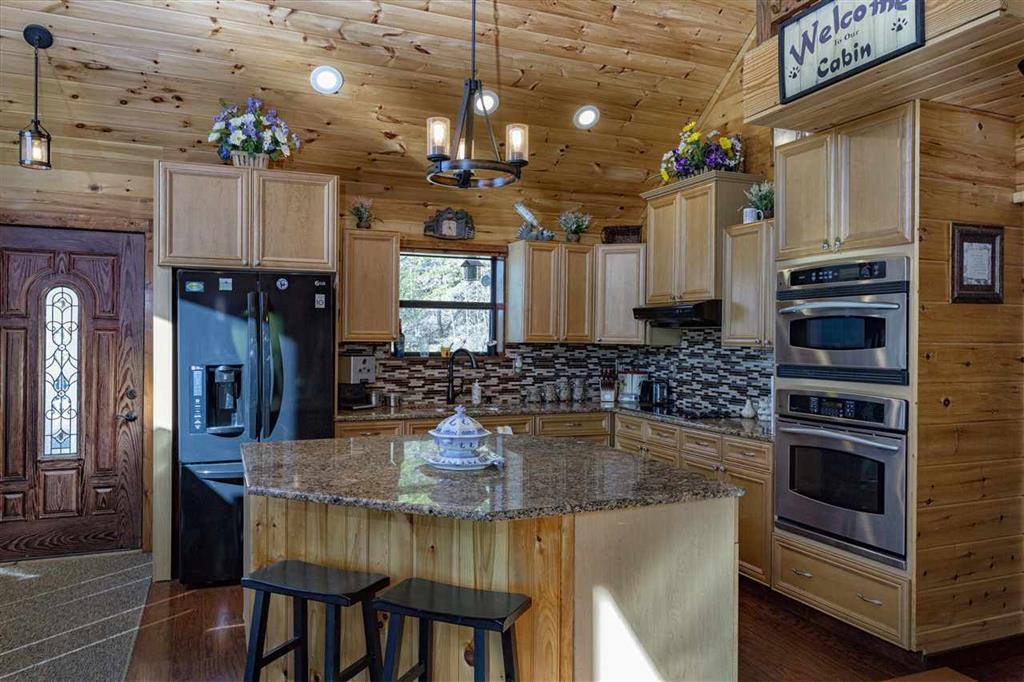 1351 Sussex Road Dayton, TN 37321 - Photo 3 of 29 3
