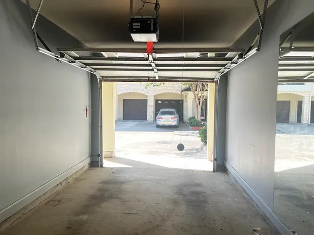 $1,750 | 7701 Rialto Boulevard, Unit 1232, Austin, TX 78735