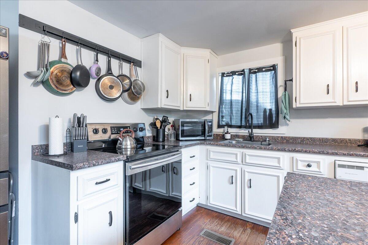 80 Cobb Road Camden, ME 04843 - Photo 7 of 30 kitchen 3