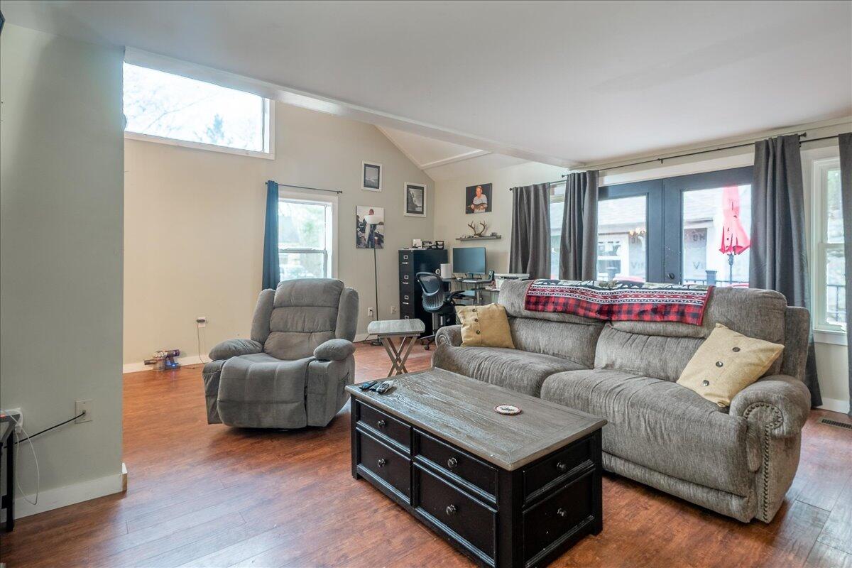 80 Cobb Road Camden, ME 04843 - Photo 9 of 30 living room