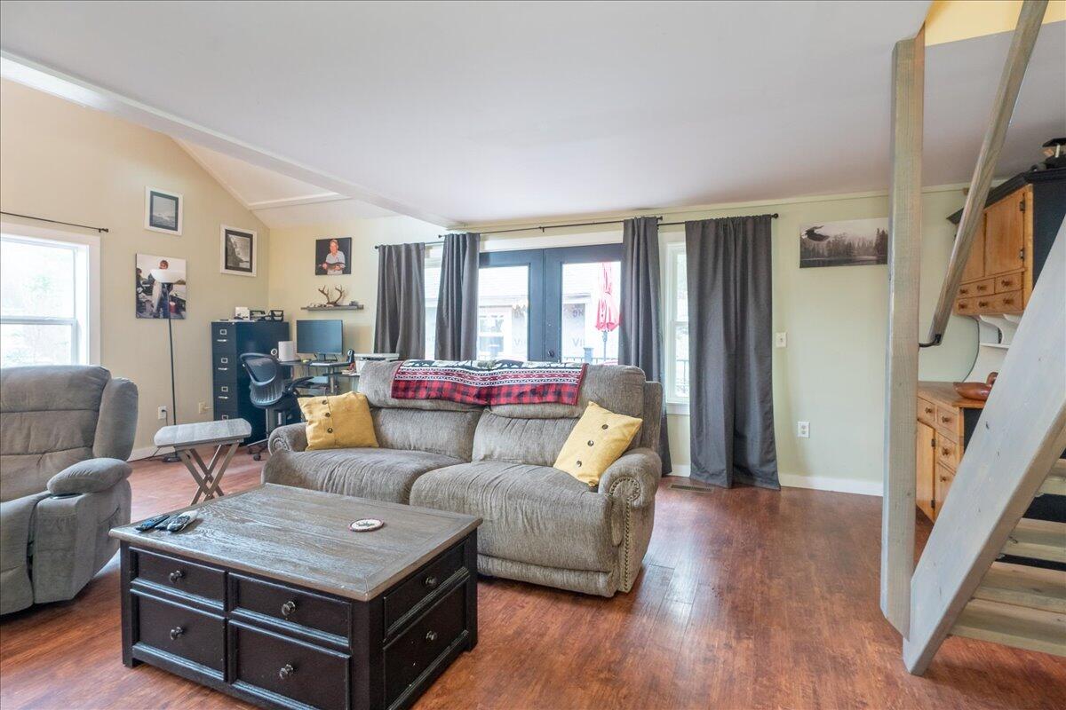 80 Cobb Road Camden, ME 04843 - Photo 10 of 30 living room